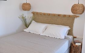 Milos Del Sol Studios